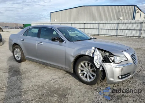 2014 Chrysler 300C из США, поврежденный, VIN 2C3CCAET9EH380721